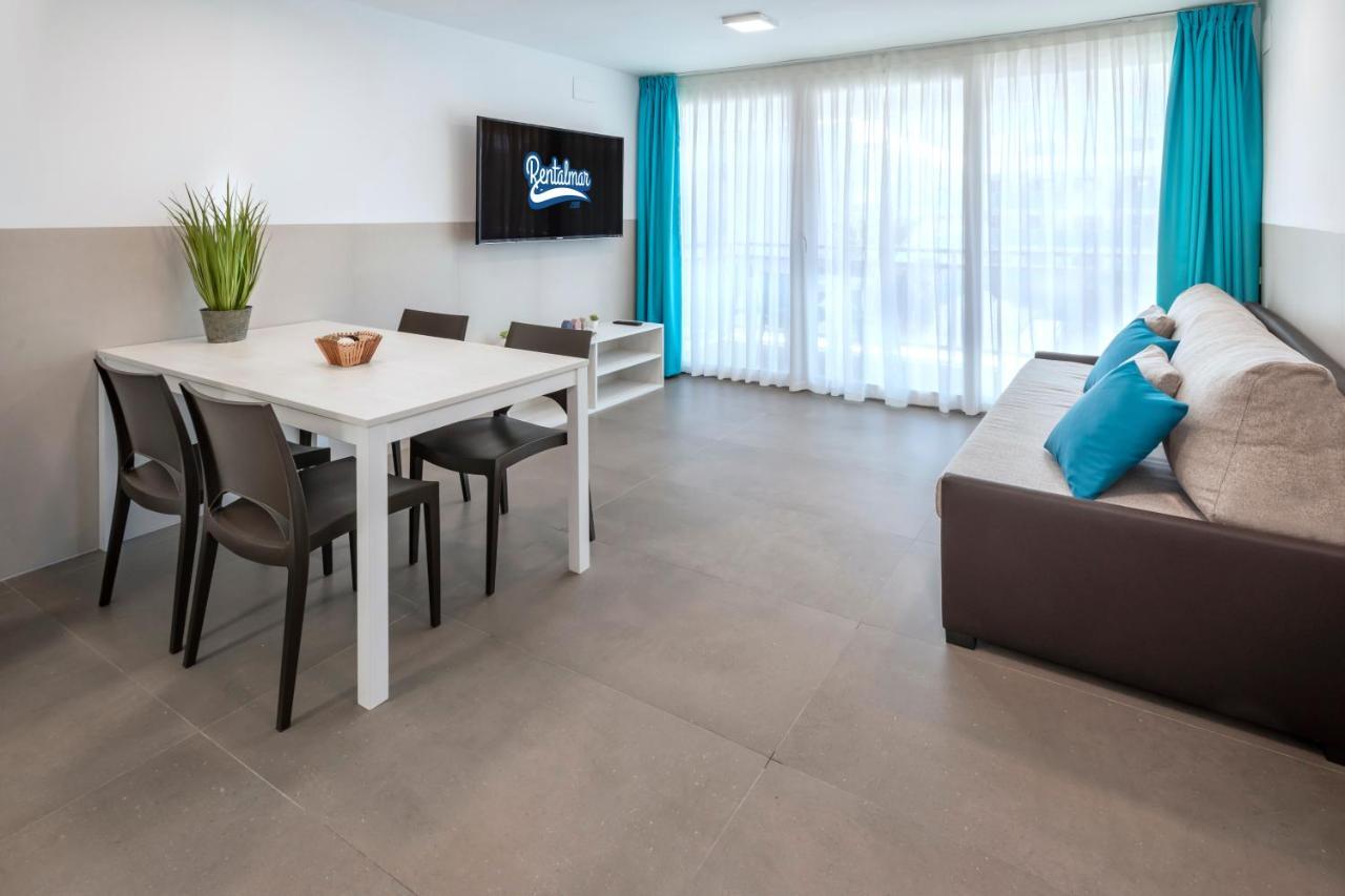Rentalmar Salou Playa Family Suites & Pool 外观 照片