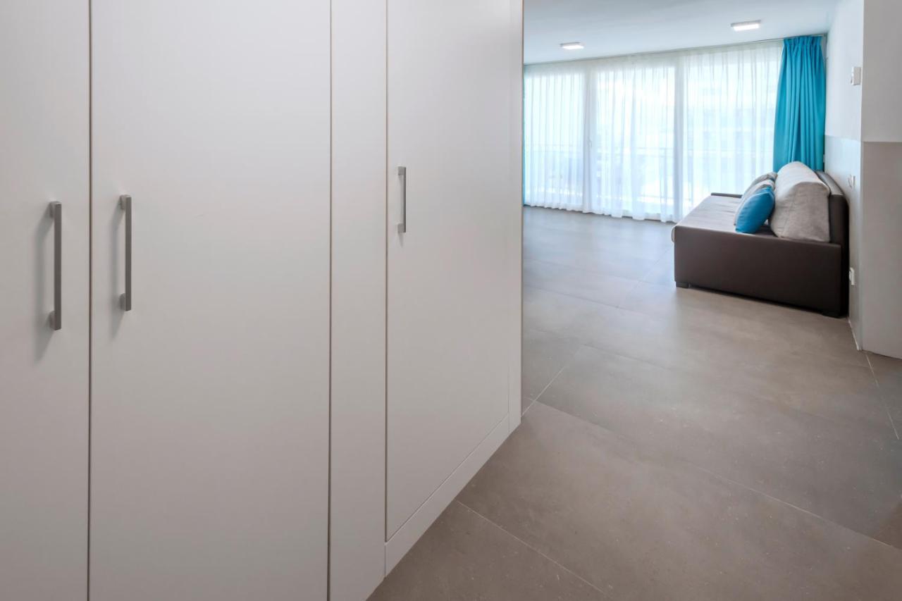 Rentalmar Salou Playa Family Suites & Pool 外观 照片